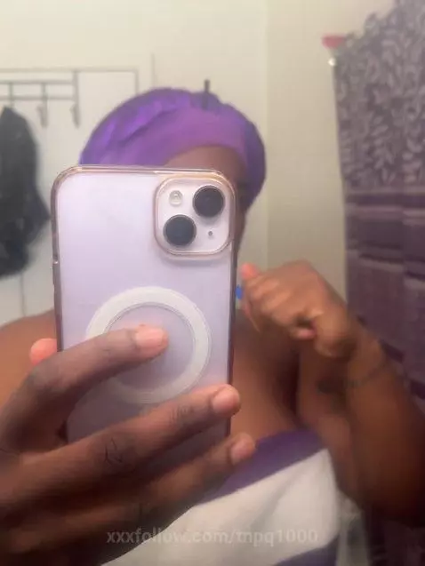 brushin mi teeth n gettin ready 2 go out... by tnpq1000