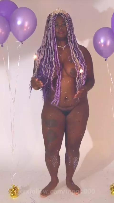 ITS MI BIRTHDAY!! HAPPY BIRTHDAY 2 MI!! by tnpq1000