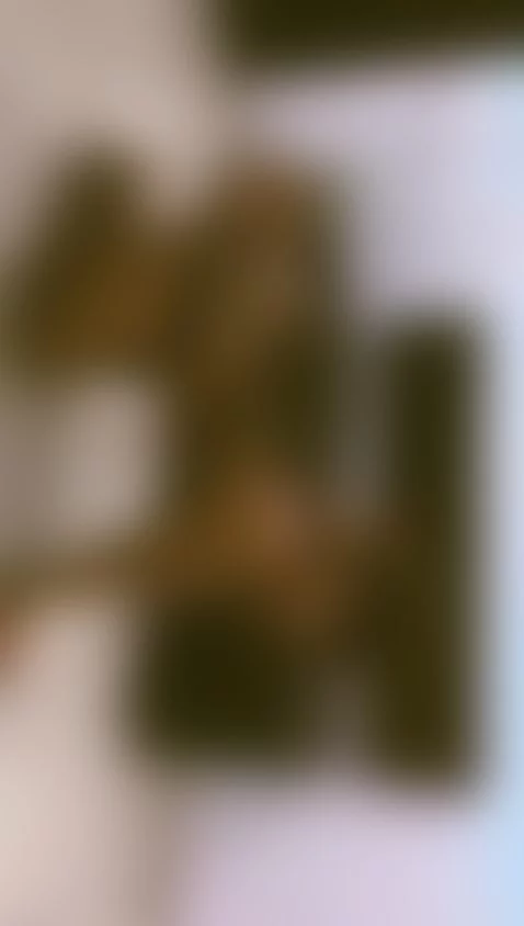 Tell me about your desires & hot fantasies... I can also ful... by kourtneylee