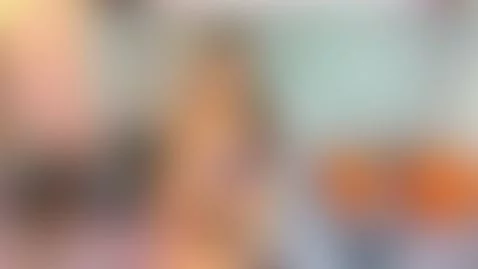 hey bby, I am very horny and my body wants something, come t... by violeettaa