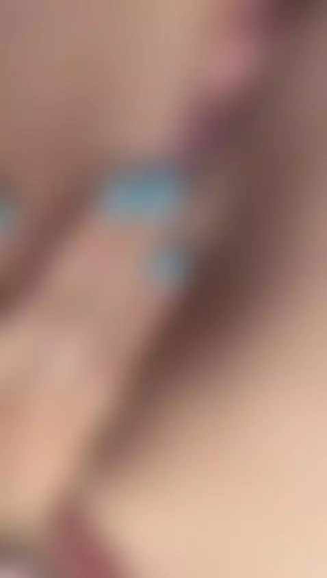 Do you want to pass your tongue through this delicious pussy... by ambarhills