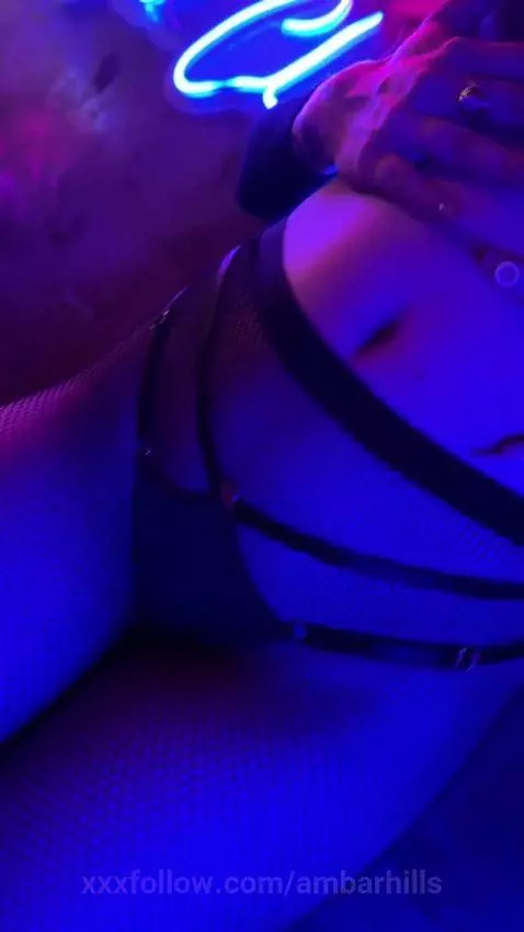 🔥🔥 by ambarhills