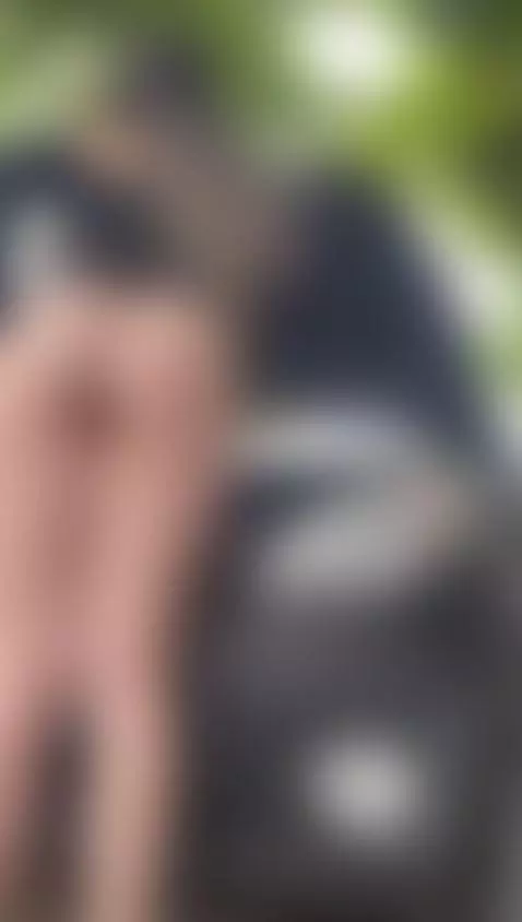 I let you see my ass while I fix my car.  🔥 by ambarhills