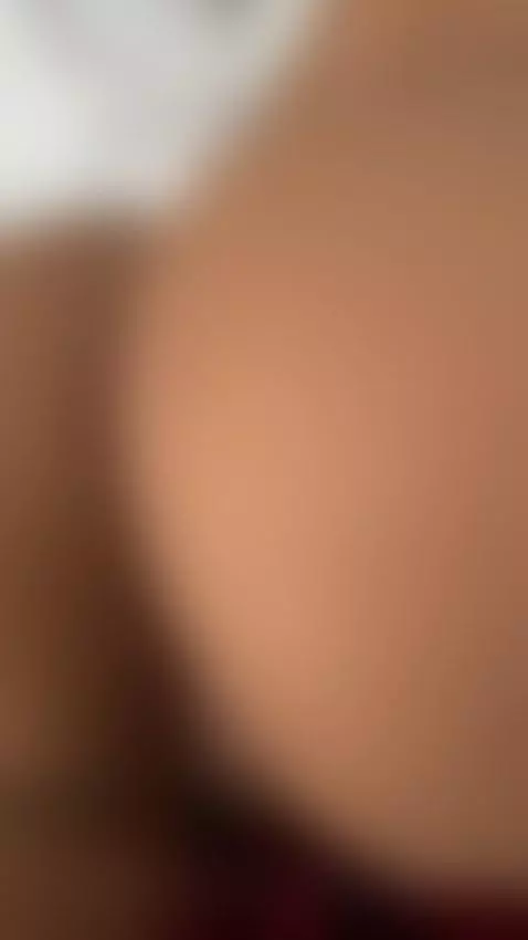 You dare to sleep with me by emmily-giraldo