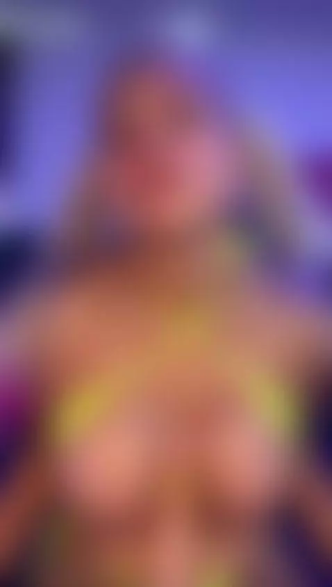 Let's take this to the maximum pleasure by emmily-giraldo