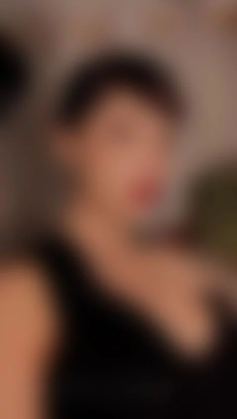 Wet and rubbing my pussy while I take a hot bath. 💦💦 tip thi... by linlinn1