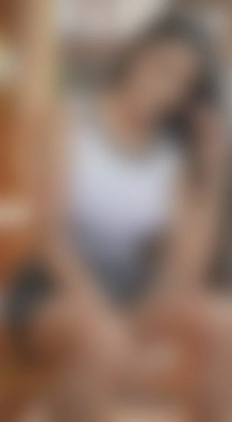 Pretty girl's blues 🌈 by luciabustamante