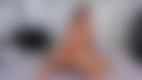 BOUNCE WITH MY ASS by holly-walker01