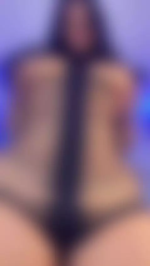U are ready to make me Squirt over u !!! Come on Fuck me and... by heidifoxxx