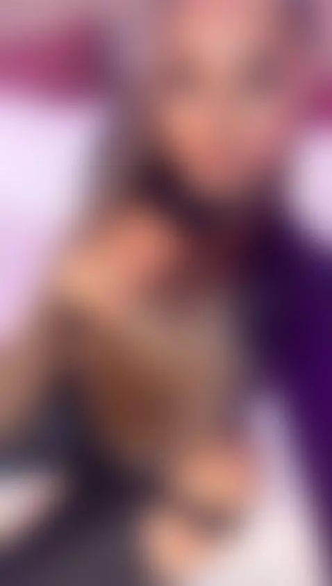 Ur girl on latex 😈 Lets play together and Help me Squirt for... by heidifoxxx