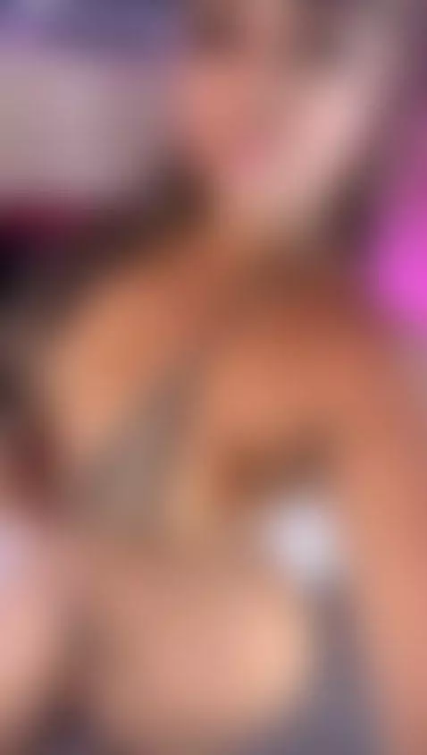 Come on Fuck me and Help me Squirt on ur Face , Lets play to... by heidifoxxx