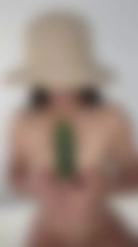 Will you let me spit on your dick? 🥒💦 by natyspiice