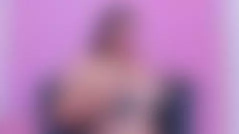 IT'S FRIDAY!!   LET'S HAVE FUN GUYS😋 by lunaahatzel