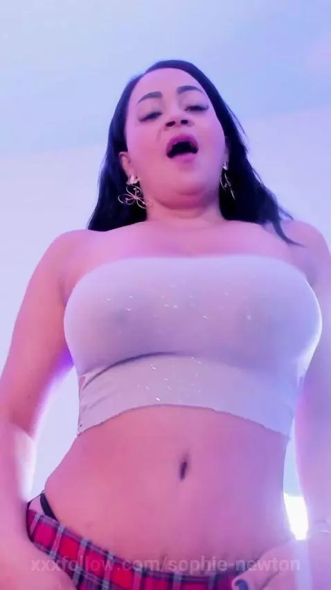 Have you seen the surprise I have for you?😼 Look for me unde... by sophie-newton