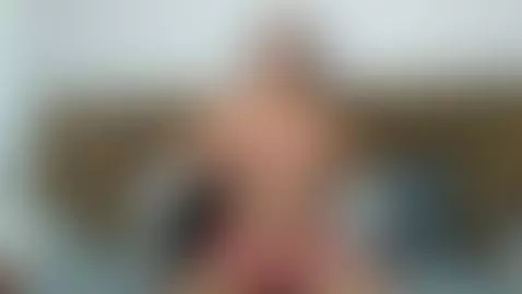 i want to feel your cum here on my tits by sophie-newton