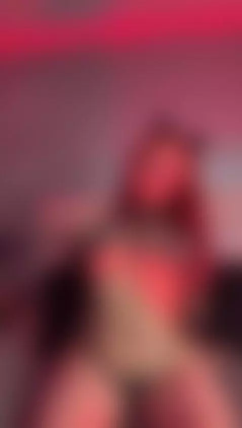 This beautiful kitten wants to take all your cum by vanessaa-blake