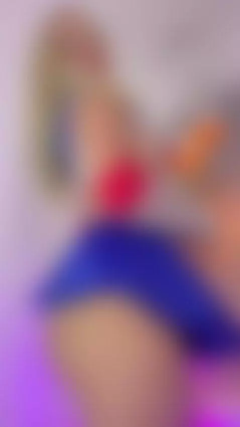 hello guys today i will be the superheroine that will fulfil... by sofia-pamela1