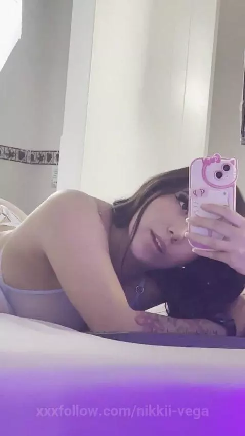 Discover what Im thinking 😈 by nikkii-vega