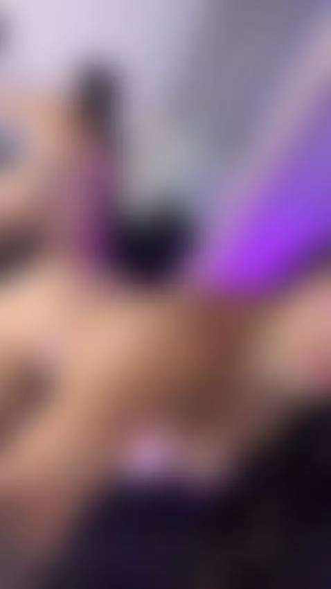 livenow, onlinecamsoda, latinahot by nikkii-vega