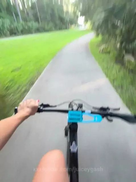 check your DMs by juiceygash