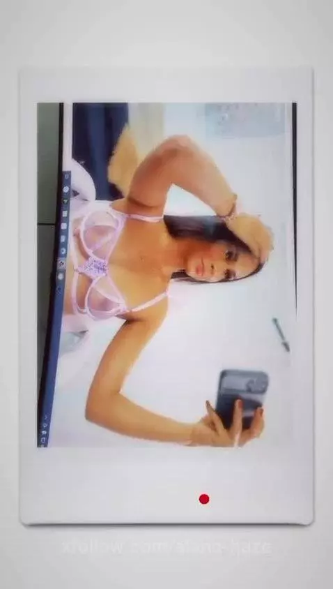 ONLINE NOW, LETS COME HERE 😈⭐ by alana-haze