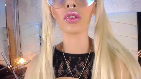 fuck my wet pussy very hard 🔥🔥 by breidy-princess1