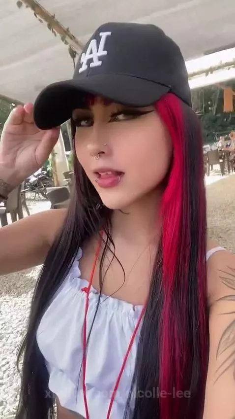 ☀️🥰 by nicolle-lee