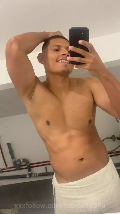 recien bañadito 🥵🔥 by lebron12398