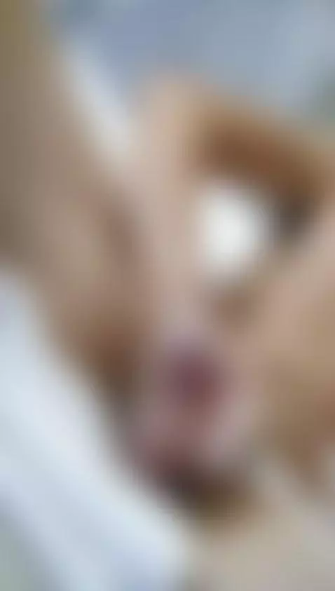 was rubbing one out and busted a big 🥜 everywhere by vibensex