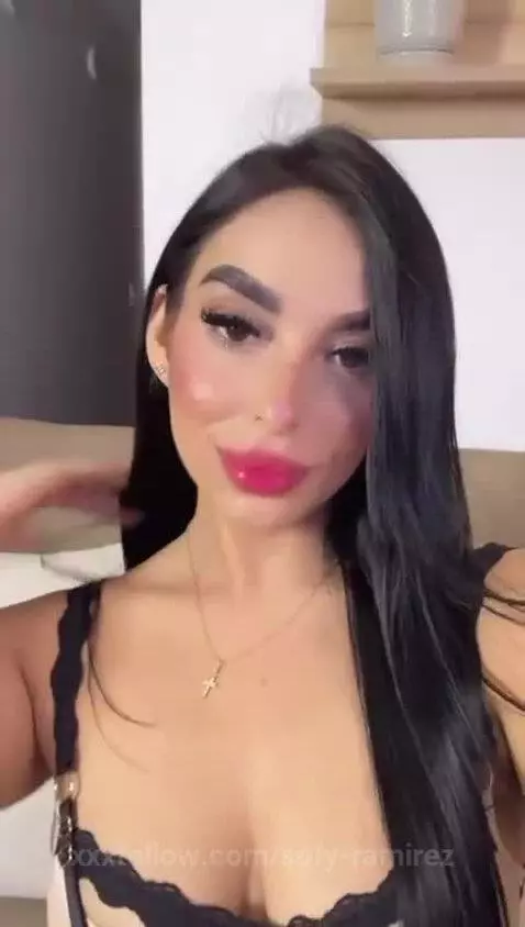 healthy, wealthy and horny by sofy-ramirez