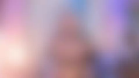 I want to bounce these tits in your face and for you to give... by elliechang