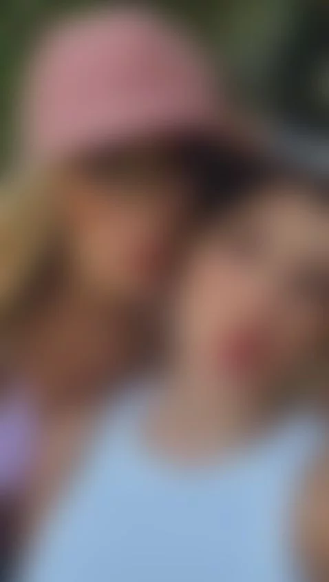 she made me nervious 🙊 by meghanwolf