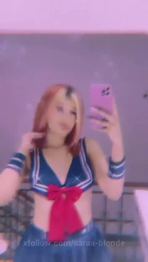 bitboobs, cute, bigass by saraa-blonde