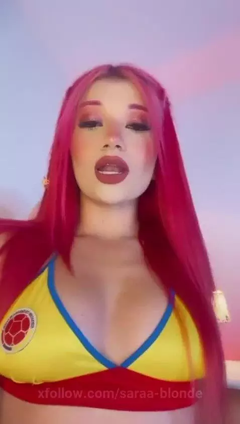 Come and enjoy this beautiful Colombian by saraa-blonde