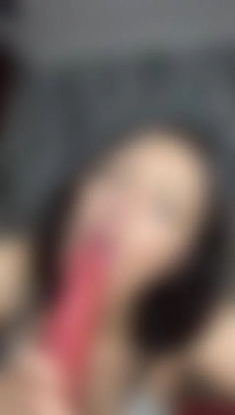 a blowjob for you by aileenibars