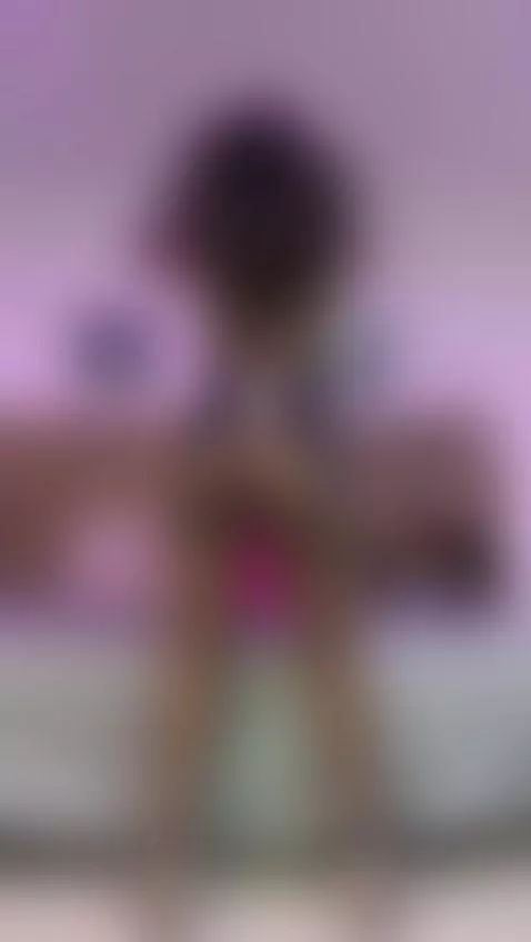 A SEXY MAID 🥵 by karol-scott