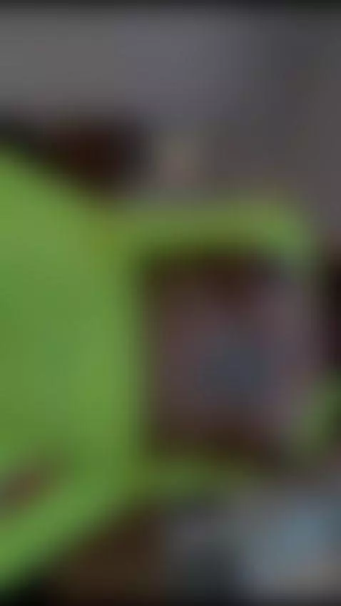 you  like my new outfit? by karol-scott