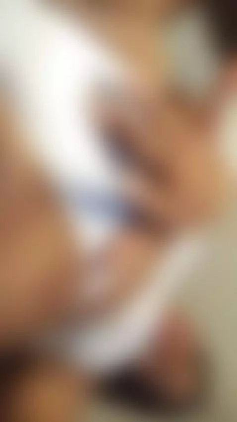 I want my pussy to come to go to jets by anny-run69