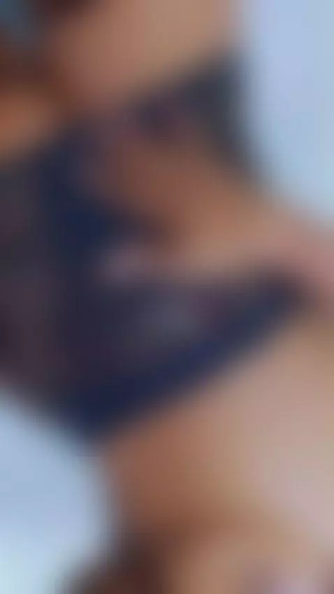 Sometimes, mystery is the most attractive by anny-run69