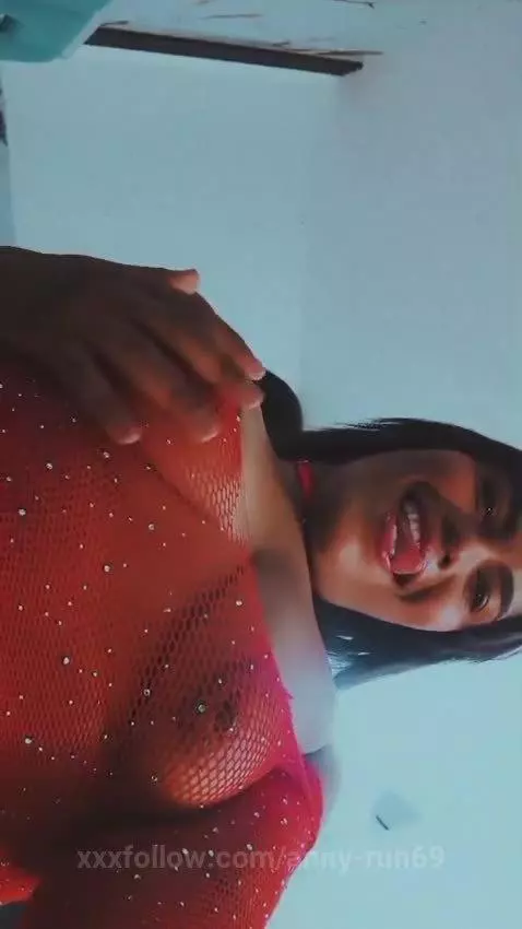 Mystery can be sexy too by anny-run69