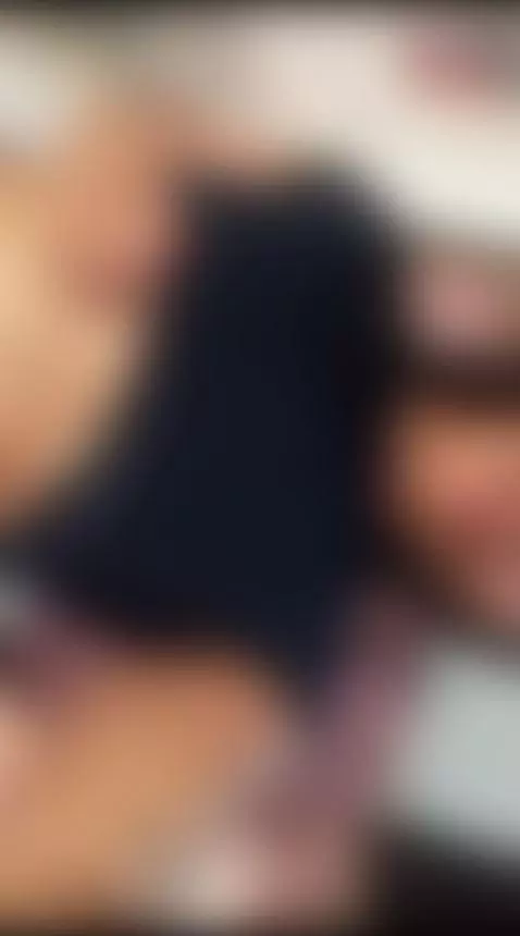 I'm online papi! Come and watch me bounce my sexy ass! 🥴🔥🍑 by anny-run69