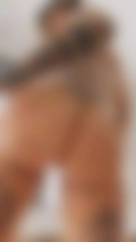 Ass dance by fermercury