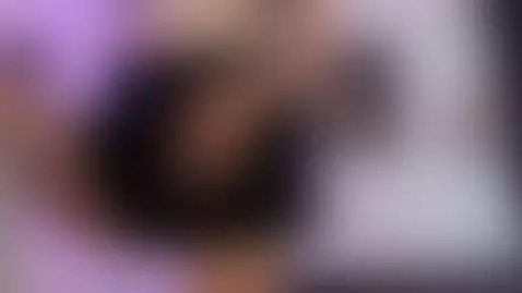 I want you under my skirt! by andreaa-castro