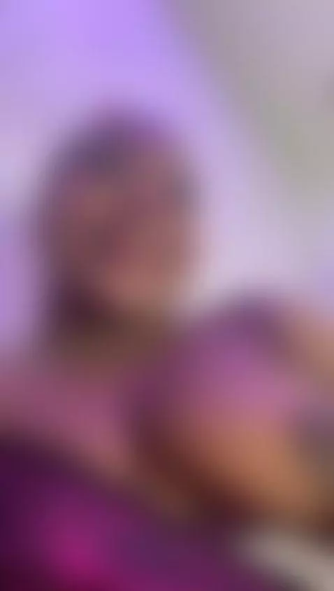 Come closer, love… I’ve got a smile and some very naughty id... by samanthagracee