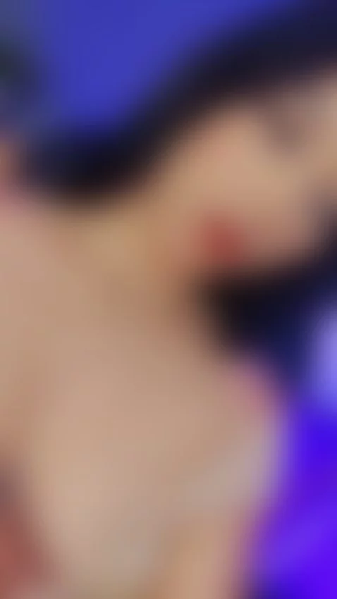 Imagine this naughty girl riding your cock by megancroxx