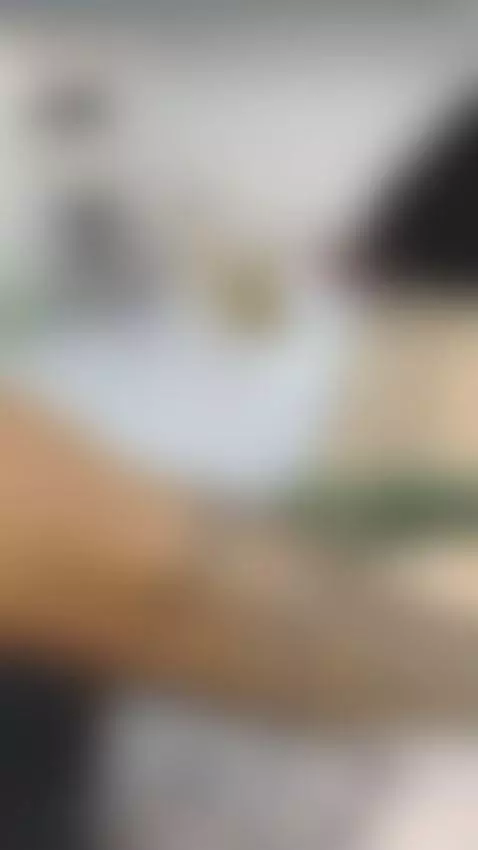 want to talk to me? go to the link in my profile 😏😏 by issa-montufar