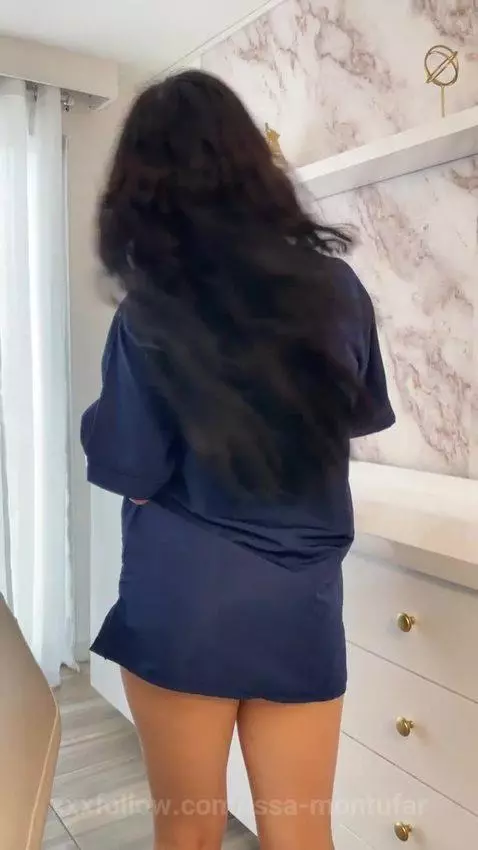 I love it when you see me by issa-montufar