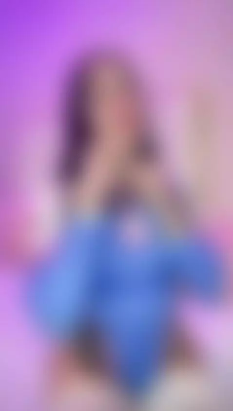 Come Closer… I’m Feeling Naughty Tonight 💫 by hellenparis