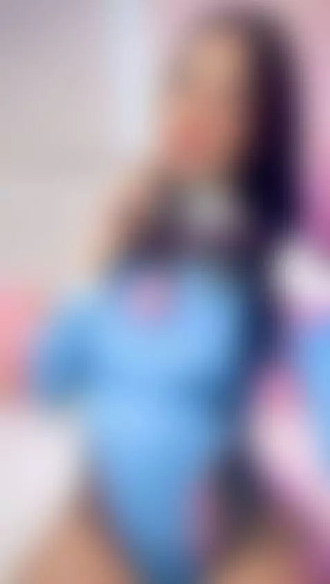 Online & Wet 4u!💗💕 by hellenparis