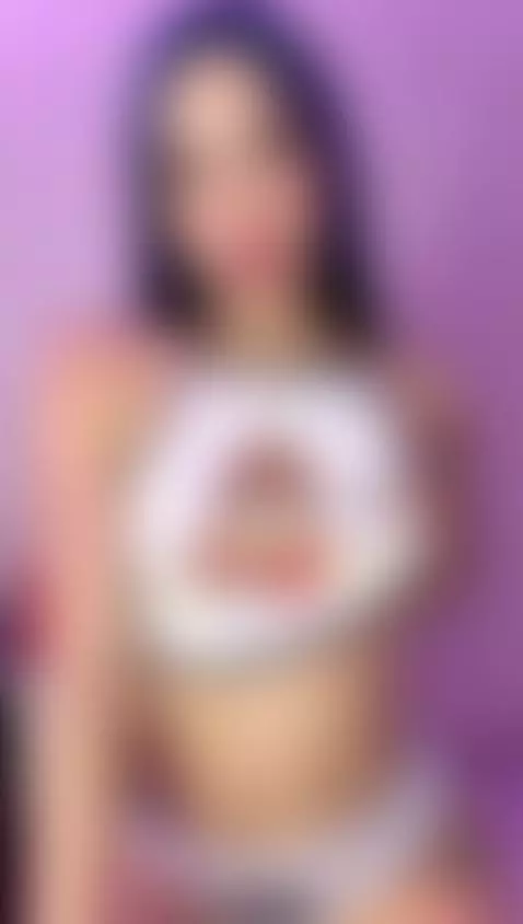 Kisses, Moans & Messy Sheets 💋🩷 by hellenparis